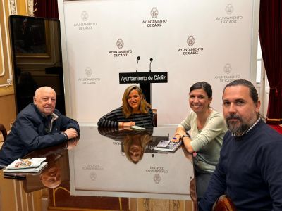 Reunión de Jaime Rocha y productora andaluza con la Concejala de Cultura de Cádiz